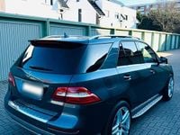 Gebraucht Mercedes ML350 268 PS (197 kW) 2013 Grau SUV