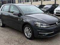 Gebraucht VW Golf VII Comfortline 116 PS (85 kW) 2019 Grau Limousine