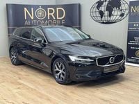 Gebraucht Volvo V60 Core 163 PS (119 kW) 2023 Onyx black (metallic) Kombi