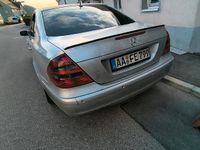 Second-hand Mercedes E220 177 CP (130 kW) 2006 Maro Hatchback