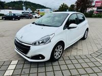 Gebraucht Peugeot 208 Active 82 PS (60 kW) 2016 Weiß Kleinwagen