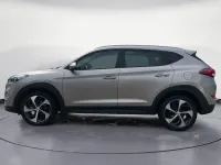 Gebraucht Hyundai Tucson Advantage 177 PS (130 kW) 2017 Beige SUV