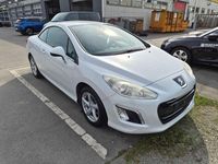 Gebraucht Peugeot 308 CC Active 120 PS (88 kW) 2011 Weiß Cabrio