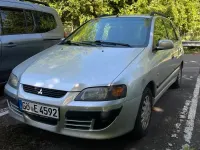 Begagnad Mitsubishi Space Star 98 HK (72 kW) 2003 Silver Minibuss
