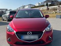 Gebraucht Mazda 2 Exclusive-Line 75 PS (55 kW) 2019 Rot Kleinwagen