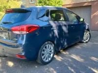 Gebraucht Kia Carens 140 PS (102 kW) 2016 Grau Van / Kleinbus