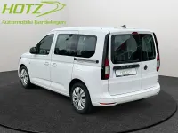 Gebraucht VW Caddy Basis 122 PS (89 kW) 2022 Candyweiß Van / Kleinbus