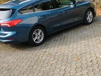 Gebraucht Ford Focus Cool & Connect 101 PS (74 kW) 2020 Blau Kombi