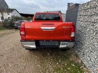 gebraucht Toyota HiLux 2.4 D-4D AT 4WD 5-S Professional Premium L Dies...