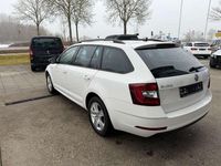 Gebraucht Skoda Octavia Soleil 150 PS (110 kW) 2020 Candyweiss Kombi