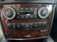 Gebraucht Mercedes ML500 306 PS (225 kW) 2006 SUV