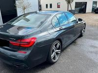 Gebraucht BMW 740 iPerformance 326 PS (239 kW) 2017 Schwarz Limousine