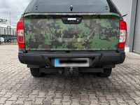 Gebraucht Nissan Navara Tekna 190 PS (139 kW) 2016 Schwarz Pickup