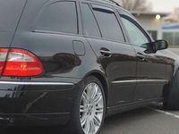 Gebraucht Mercedes E320 Elegance 224 PS (164 kW) 2005 Schwarz Kombi