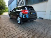 Gebraucht Mercedes A180 Style 122 PS (89 kW) 2015 Schwarz Kleinwagen