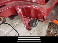 Second-hand Audi 80 90 CP (66 kW) 1983 Roșu Berlinǎ