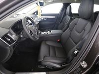 Second-hand Volvo V90 Plus 335 CP (246 kW) 2025 Gri Break