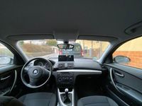 Gebraucht BMW 116 122 PS (89 kW) 2009 Schwarz Kleinwagen