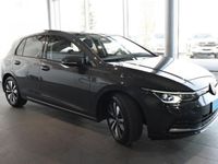 Gebraucht VW Golf VIII Move 150 PS (110 kW) 2024 Polsterfarbe: schwarz Limousine
