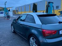 Gebraucht Audi A1 105 PS (77 kW) 2013 Grau Kleinwagen
