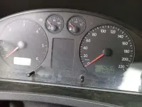 Gebraucht VW Caravelle 105 PS (77 kW) 2005 Grün Van