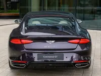 Neu Bentley Continental 680 PS (500 kW) 2026 Violett