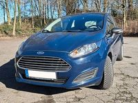 Gebraucht Ford Fiesta Ambiente 60 PS (44 kW) 2015 Blau Kleinwagen
