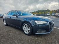 Używany Audi A4 Basis 150 KM (110 kW) 2018 Niebieski Sedan/Limuzyna
