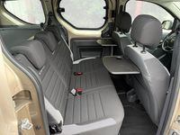 Gebraucht Dacia Dokker Stepway 131 PS (96 kW) 2020 Beige Van / Kleinbus