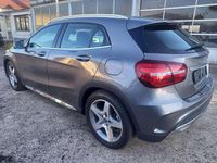 Gebraucht Mercedes GLA200 AMG line 156 PS (114 kW) 2020 Grau SUV