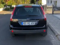 Gebraucht Ford Fiesta 69 PS (50 kW) 2006 Schwarz Kleinwagen
