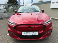Gebraucht Ford Mustang Mach-E 216 kW (294 PS) 2022 Rot SUV