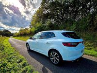 Gebraucht Renault Mégane IV Bose Edition 132 PS (97 kW) 2017 Weiß Kleinwagen