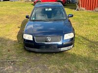 Gebraucht VW Passat 116 PS (85 kW) 2001 Blau Limousine