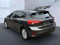 Gebraucht Ford Focus Titanium 125 PS (91 kW) 2021 Grau Limousine