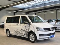 Gebraucht VW Multivan 114 PS (83 kW) 2017 Candyweiß Van