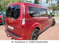 Gebraucht Ford Grand Tourneo Connect Titanium 120 PS (88 kW) 2019 Rot Van / Kleinbus
