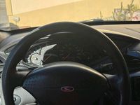 Gebraucht Ford Focus 90 PS (66 kW) 2002 Blau Kombi