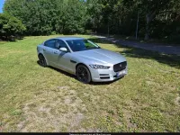 Gebraucht Jaguar XE Prestige 179 PS (131 kW) 2016 Silber Limousine