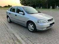 Gebraucht Opel Astra 75 PS (55 kW) 1999 Silber Limousine