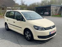 Gebraucht VW Touran 2016 Gelb Van / Kleinbus