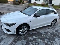 Gebraucht Mercedes CLA250e Shooting Brake Edition 218 PS (160 kW) 2021 Weiß Kombi