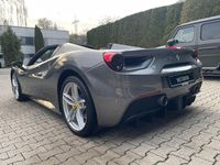 Gebraucht Ferrari 488 670 PS (492 kW) 2016 Grau Cabrio