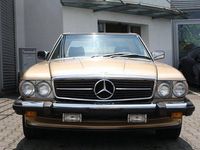 Gebraucht Mercedes 560 231 PS (169 kW) 1987 Gold Cabrio