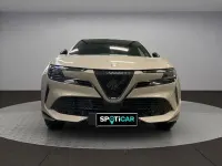 Neu Alfa Romeo Junior Sprint 145 PS (106 kW) 2026 Beige SUV