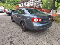 Gebraucht VW Jetta Comfortline 140 PS (102 kW) 2007 Platinum grey metallic Limousine