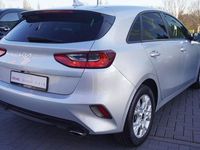 Gebraucht Kia Ceed Edition 7 101 PS (74 kW) 2022 Silber Kleinwagen