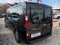 Gebraucht Opel Vivaro 145 PS (106 kW) 2017 Mitternachtschwarz/midnight bl Van / Kleinbus