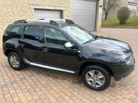 Gebraucht Dacia Duster Celebration 105 PS (77 kW) 2015 Schwarz SUV