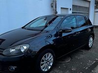 Gebraucht VW Golf VII 102 PS (75 kW) 2012 Schwarz Kleinwagen